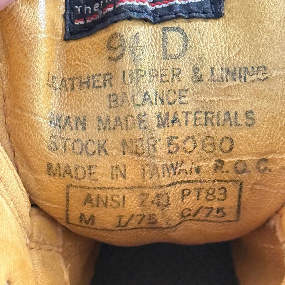 Vtg Lehigh Insulated Steel Toe Mens 9.5D‎ Suede Hiking Work Boots NOS Red Laces